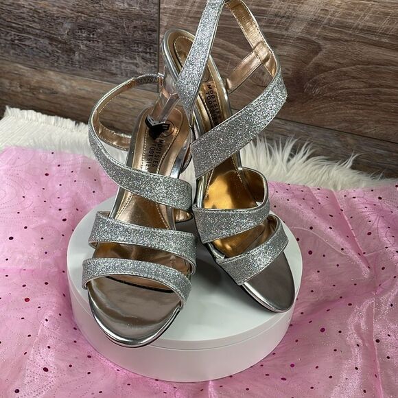 Mootsies Tootsies Strappy Silver Glitter Dress Clear Heel Sz 61/2 NWOT Old Stock - Picture 4 of 17